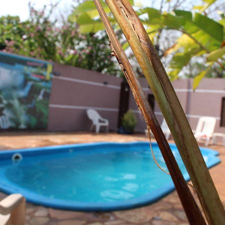 Residencial Noelia Hostel Puerto Iguazú Buitenkant foto
