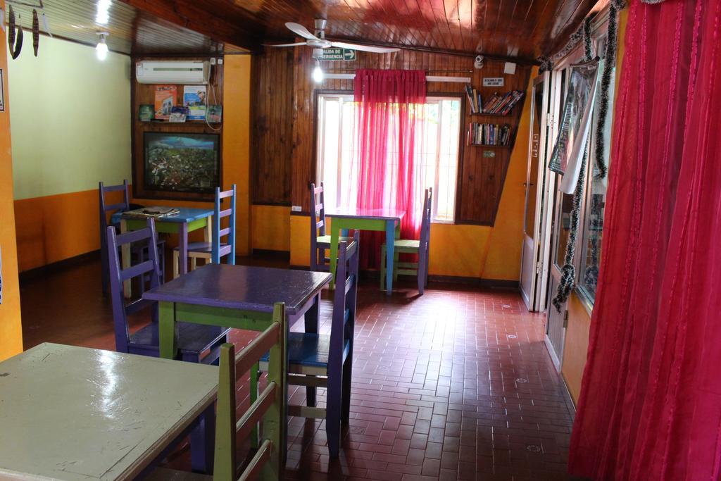Residencial Noelia Hostel Puerto Iguazú Buitenkant foto