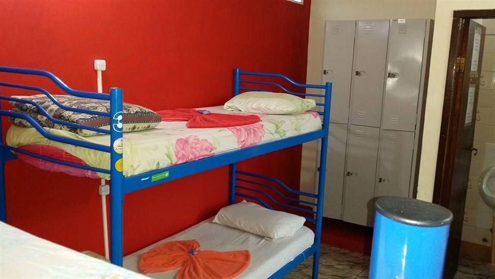 Residencial Noelia Hostel Puerto Iguazú Buitenkant foto