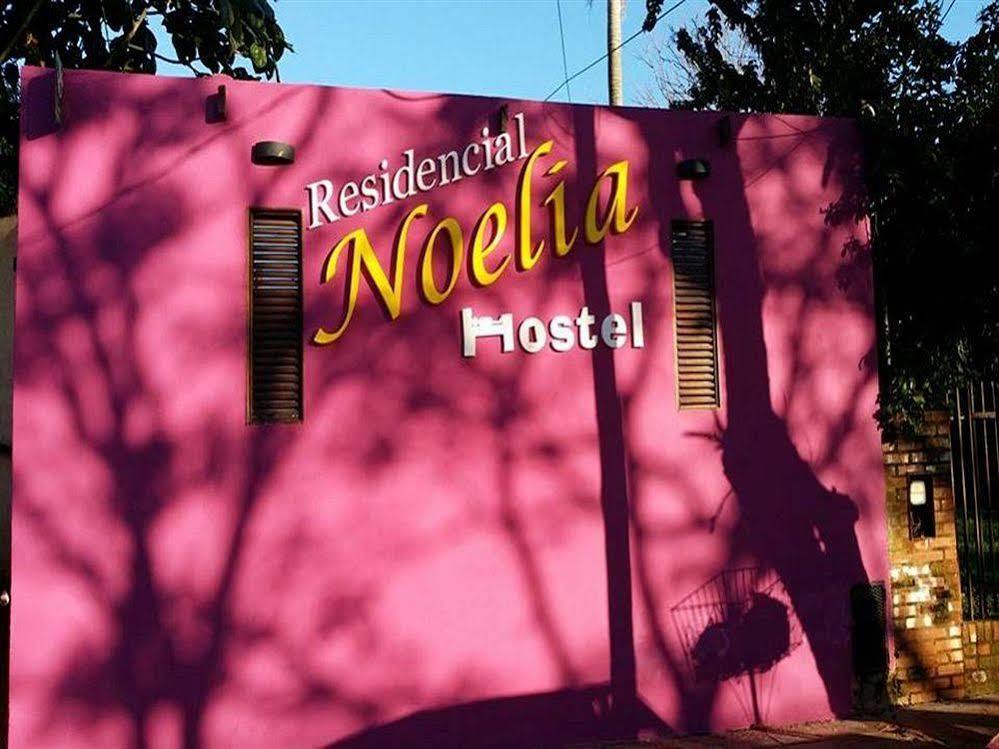 Residencial Noelia Hostel Puerto Iguazú Buitenkant foto