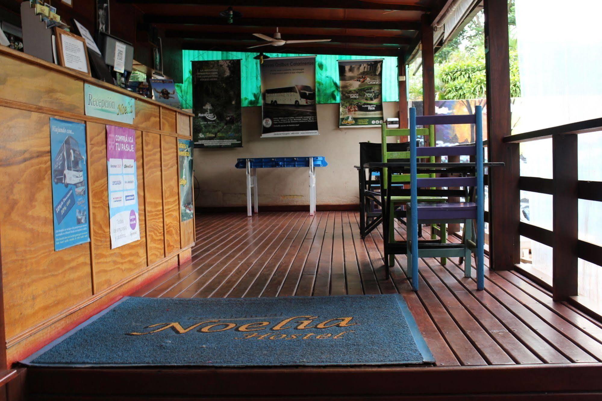 Residencial Noelia Hostel Puerto Iguazú Buitenkant foto