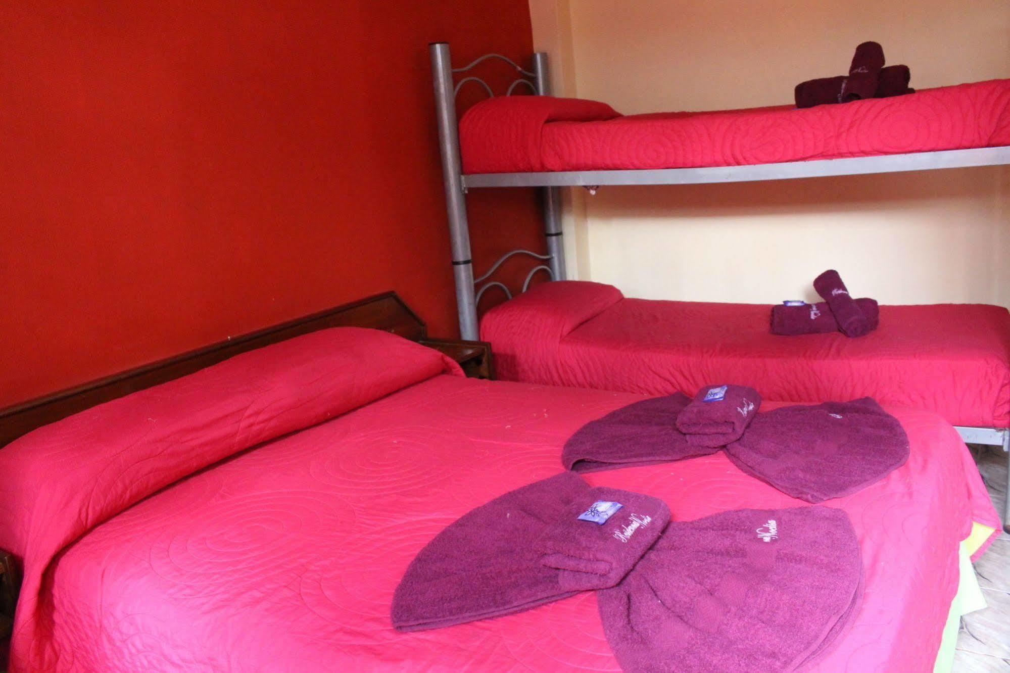 Residencial Noelia Hostel Puerto Iguazú Buitenkant foto