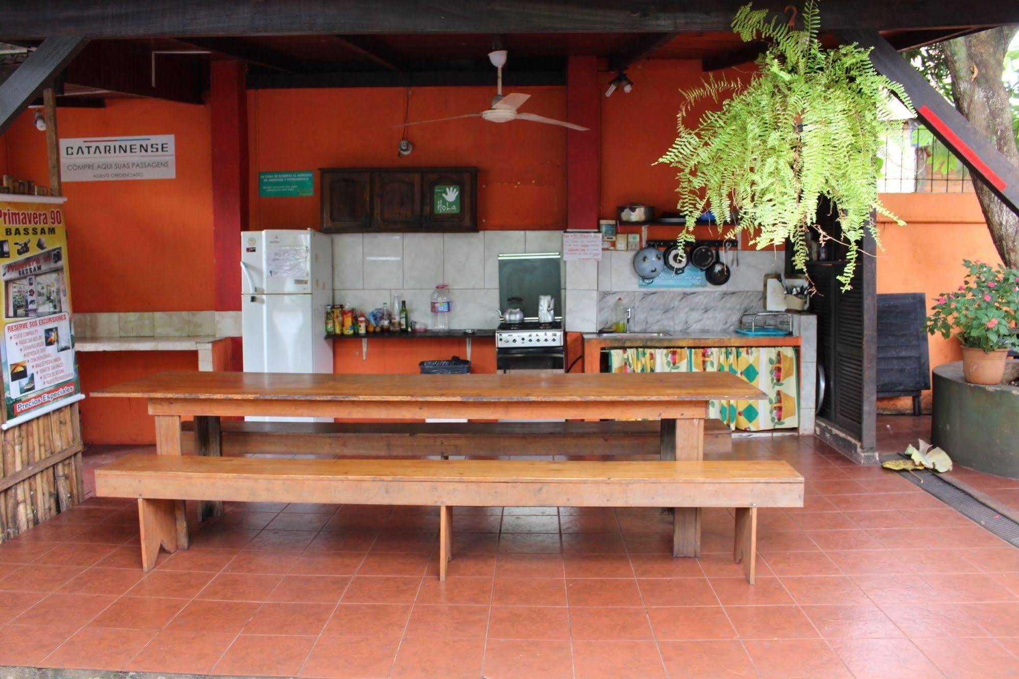 Residencial Noelia Hostel Puerto Iguazú Buitenkant foto