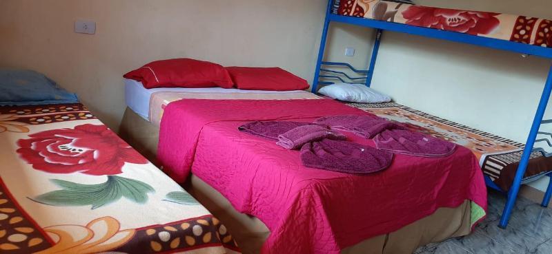 Residencial Noelia Hostel Puerto Iguazú Buitenkant foto